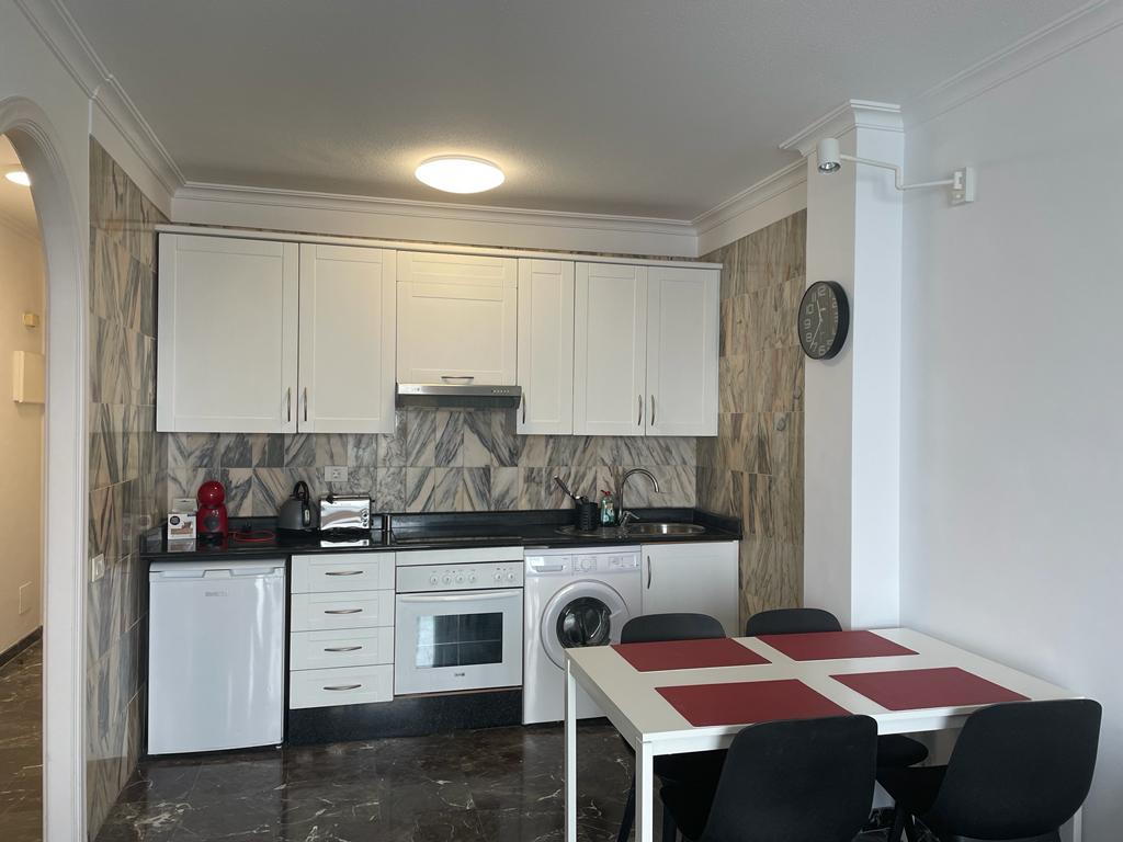 Macchina da caffè e tostapane nella cucina di Buenavista The Blue Oyster, Los Gigantes.