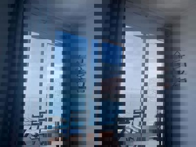 Balcone aperto con vista sulla terrazza a Los Gigantes.