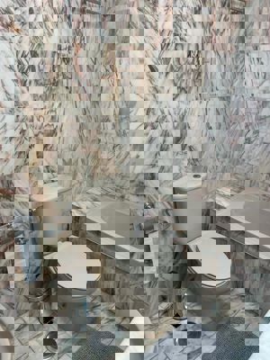 WC e cestino nel bagno di Buenavista The Blue Oyster, Los Gigantes.