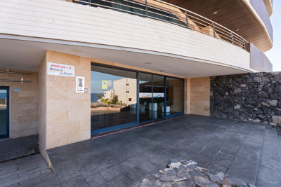 Vista de la cómoda entrada de la propiedad en Vecindario, Teide View Balcones de Los Gigantes.
