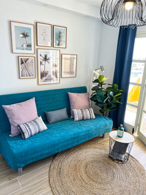 Gemütliches und einladendes Wohnzimmer der Unterkunft Orlando Sea View in Costa Adeje.