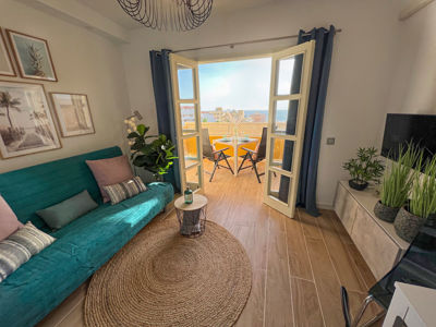 Terrasse mit Meerblick im Wohnzimmer des Orlando Sea View, Costa Adeje.